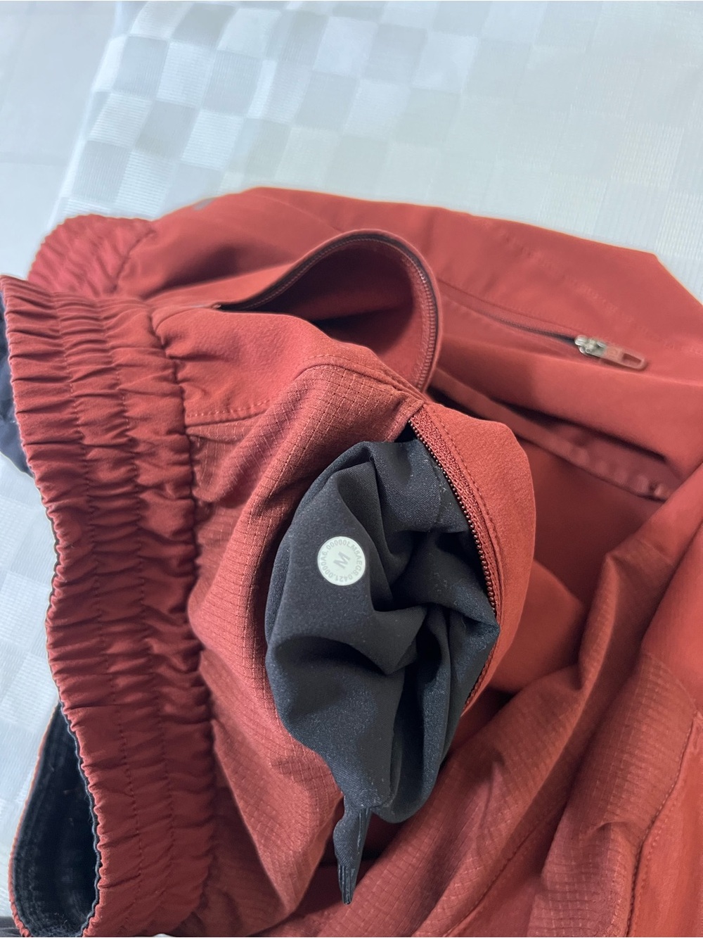 lululemon athletica Men's Rust Red Jogger Pants - Picture 5 of 5